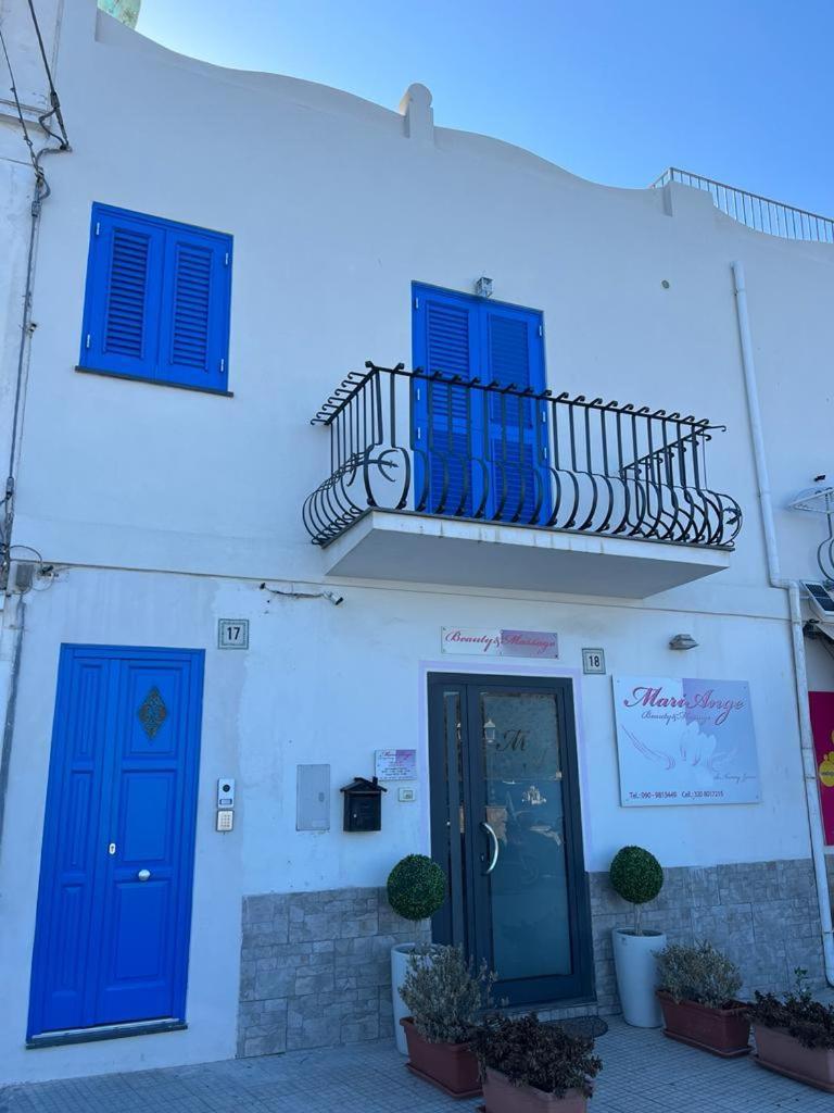 Luxury Apartments Caucich Lipari  Exterior photo