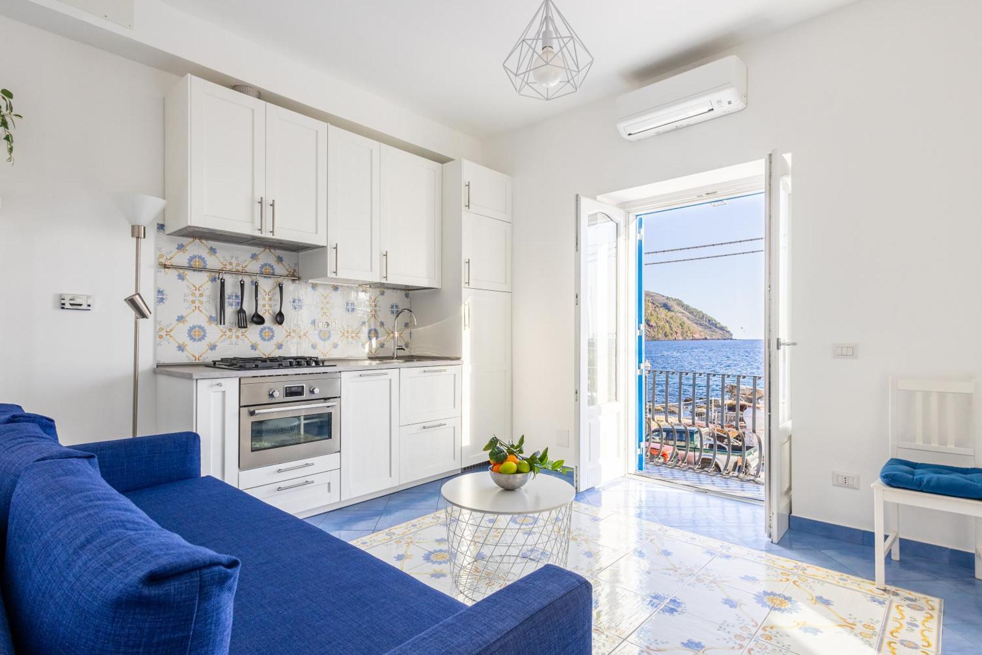 Luxury Apartments Caucich Lipari  Exterior photo