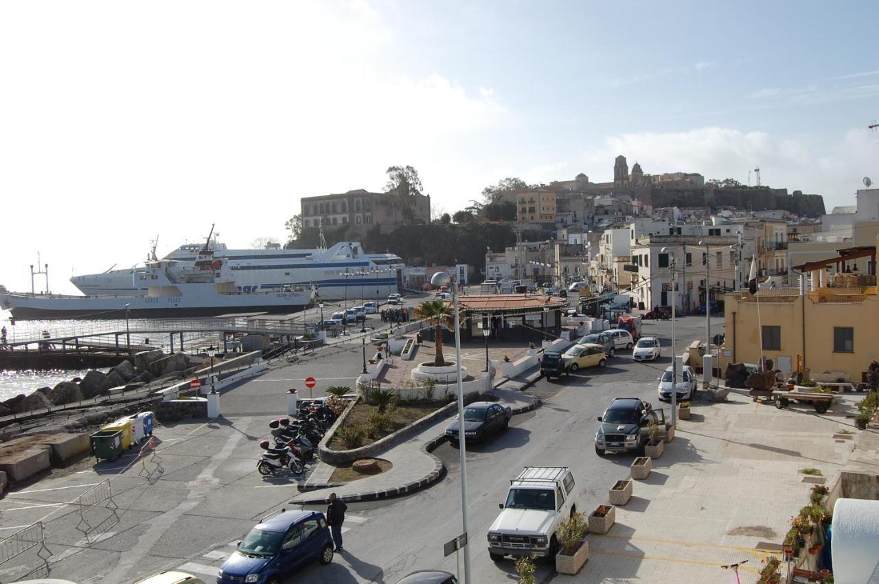 Luxury Apartments Caucich Lipari  Exterior photo